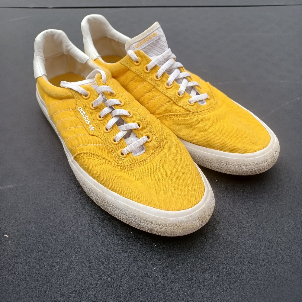 Mens Size 12 Yellow Adidas